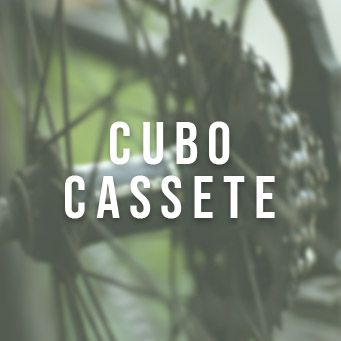 Imagem de um cubo do tipo cassete instalado em um bicicleta