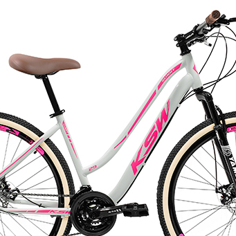 Bicicleta retro feminina na cor branca e rosa e banco bege